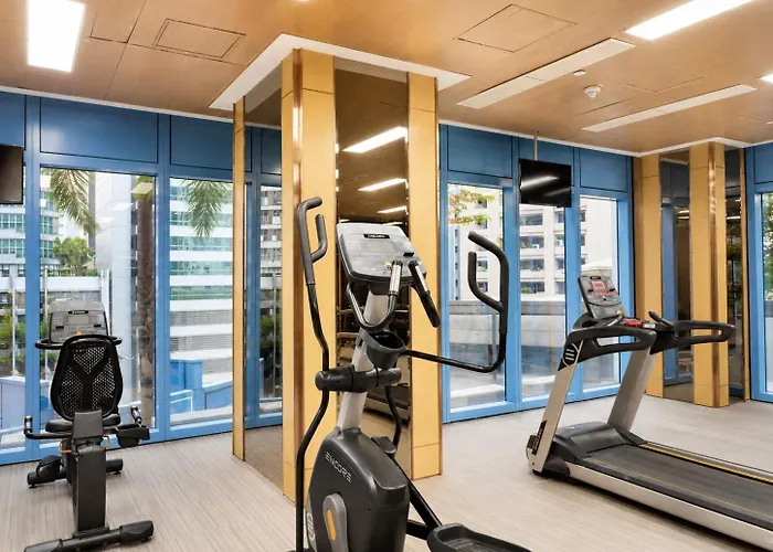 1br Unit With Pool And Gym Access In Salcedo Village *