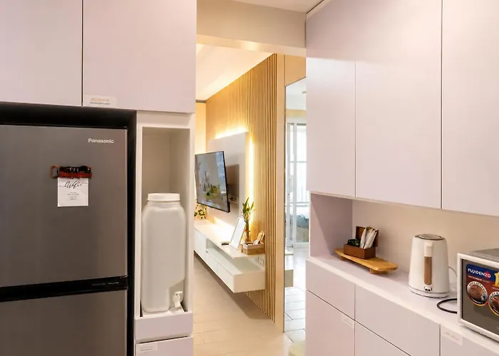 1br Unit With Pool And Gym Access In Salcedo Village Apartment