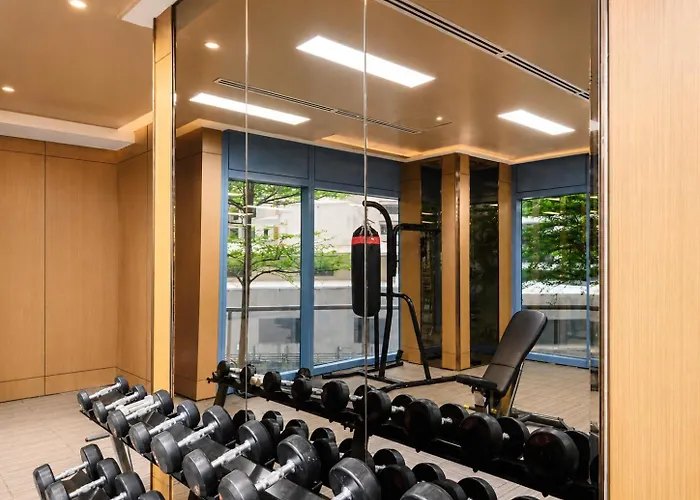 1br Unit With Pool And Gym Access In Salcedo Village