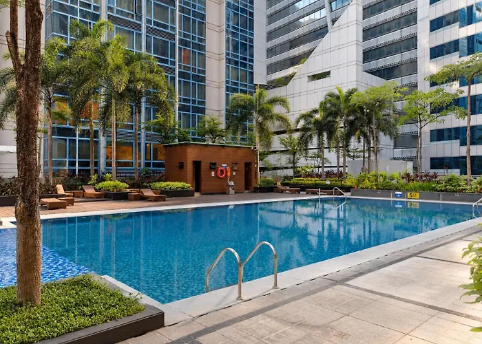 1br Unit With Pool And Gym Access In Salcedo Village