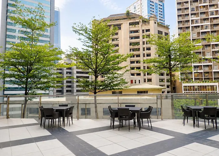 1br Unit With Pool And Gym Access In Salcedo Village